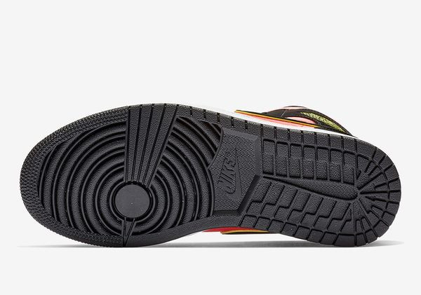 Кросівки W Jordan 1 Mid Hot Punch BQ6472-006