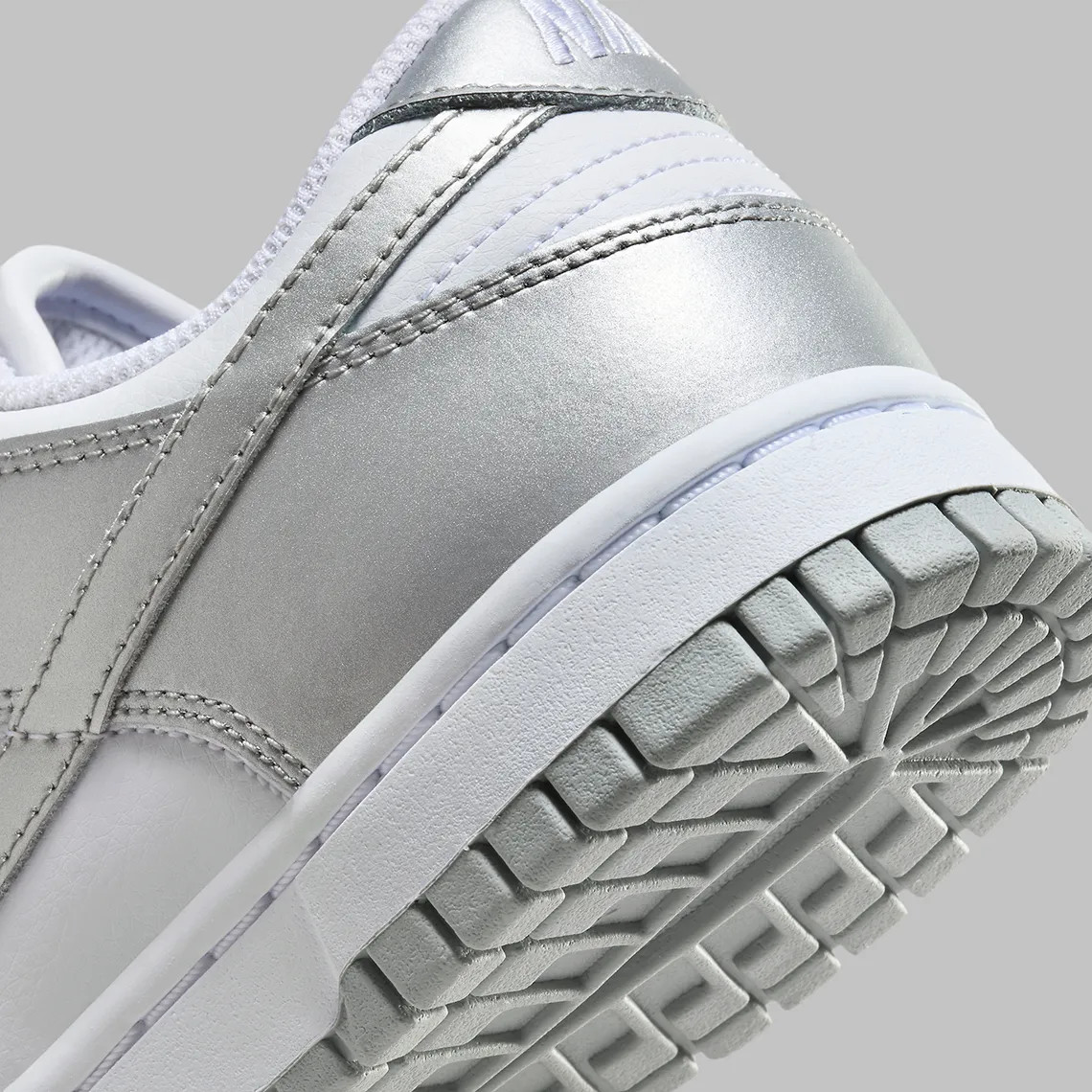 Кросівки Nike Dunk Low FV1311-100