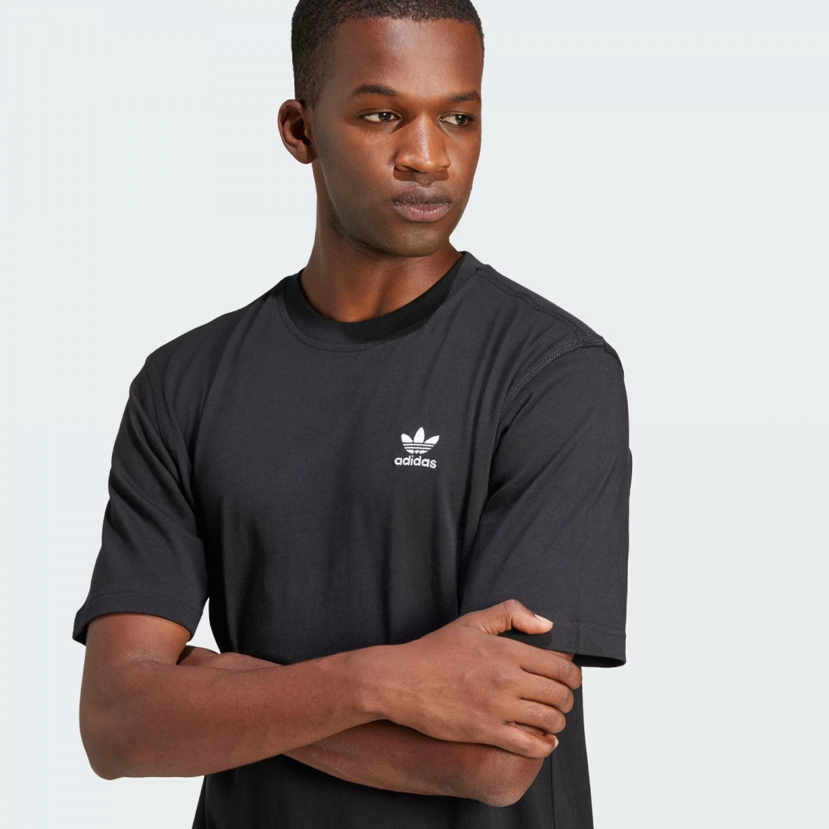 Футболка TREFOIL ESS TEE JI8545 Adidas 2XL Чорний JI8545