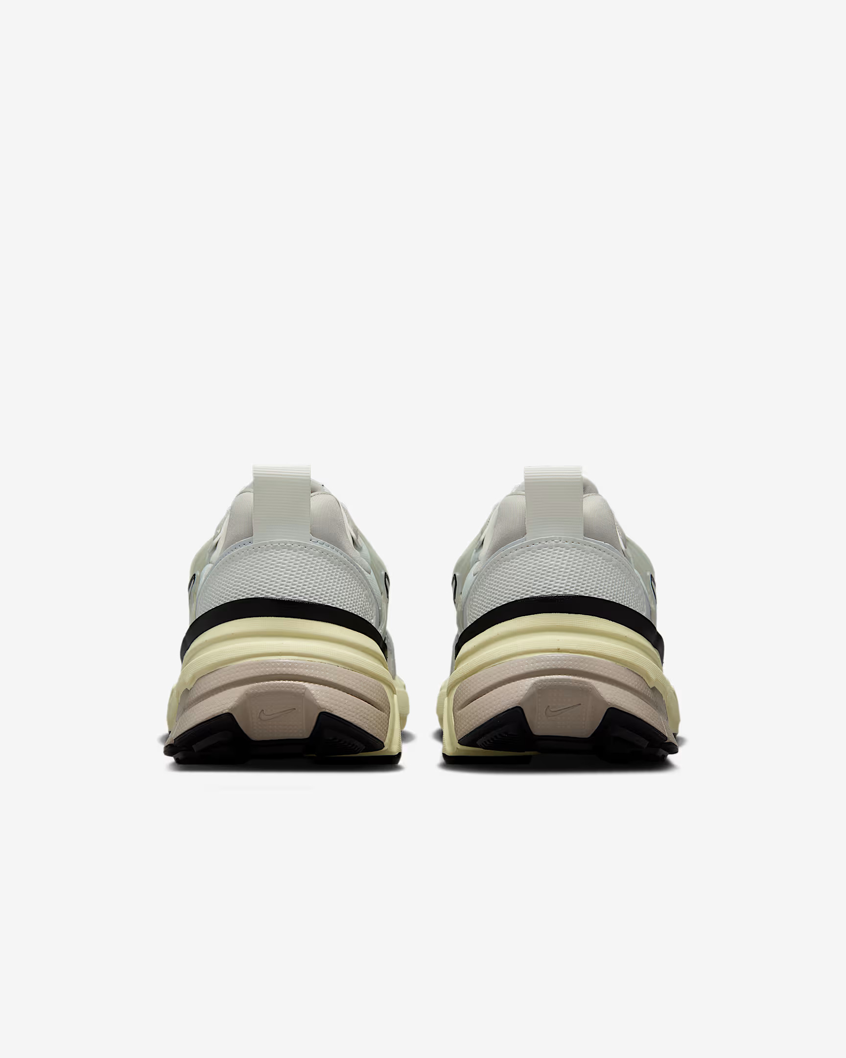 Кросівки чоловічі Nike V2K Run Metallic/Beige HJ4497-100 45 HJ4497-100