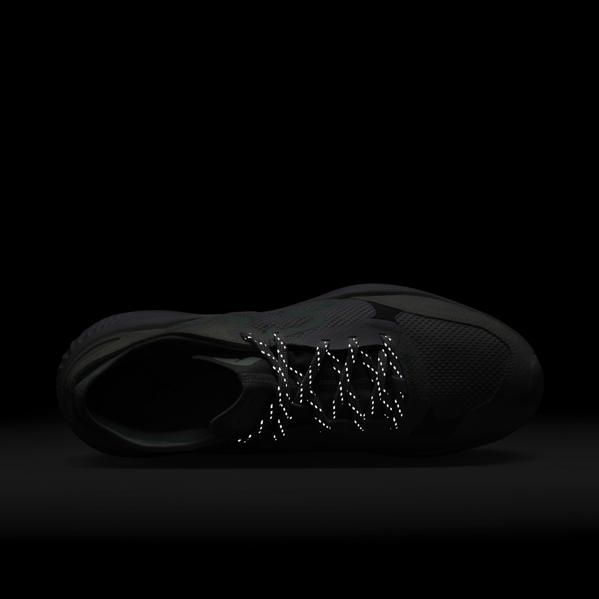 Кросівки Jordan DELTA 3 LOW DN2647-103