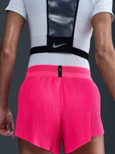 Шорти жіночі Nike Aeroswift Pink FN2328-645