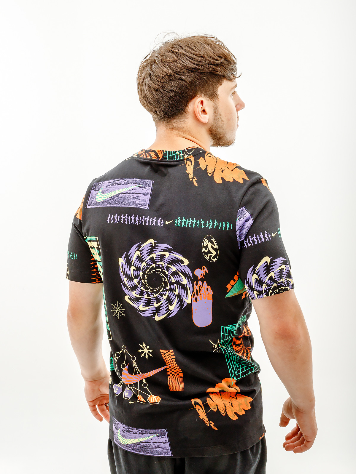 Футболка Nike M NSW TEE FESTIVAL AOP FB9780-010