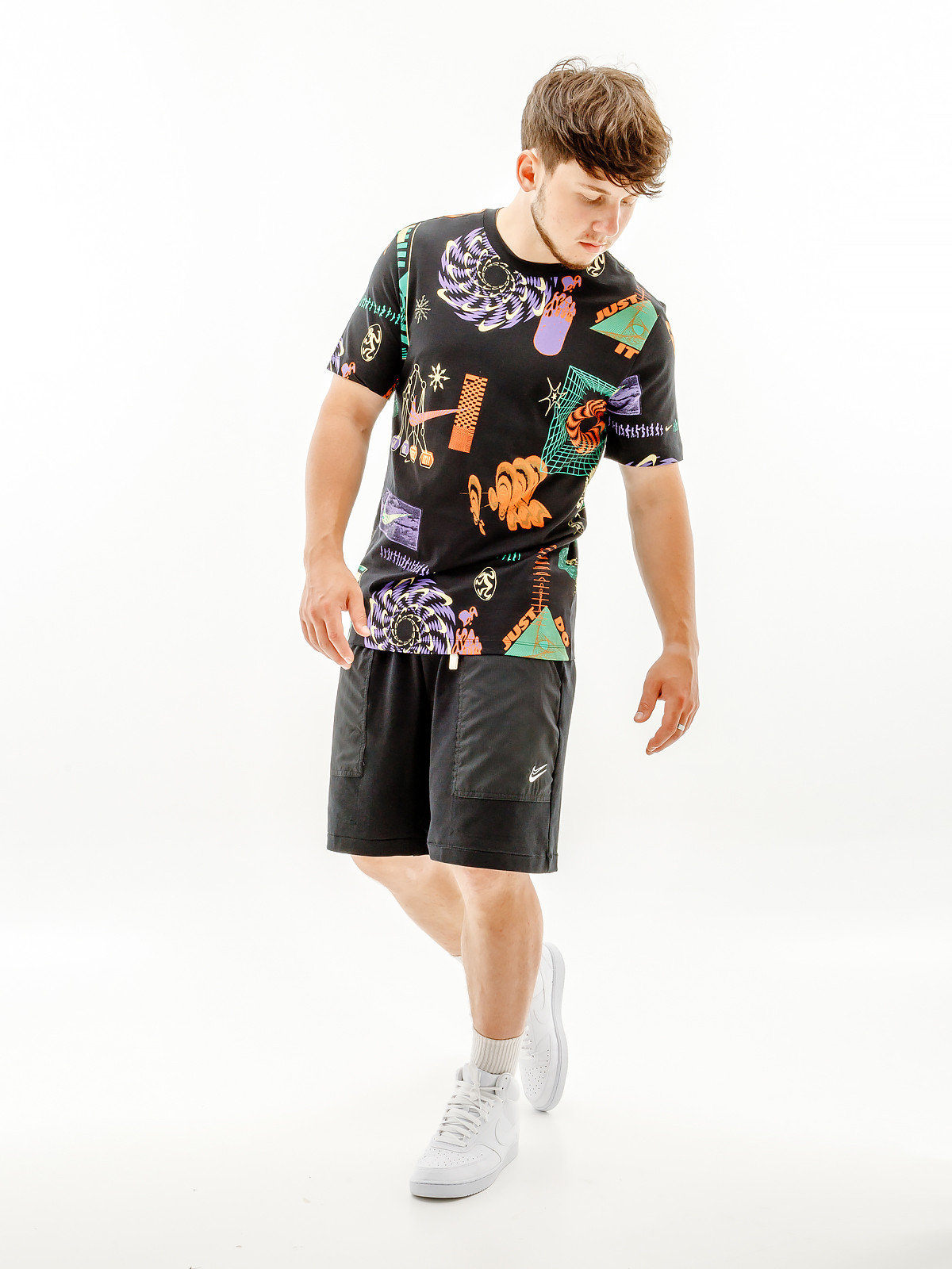 Футболка Nike M NSW TEE FESTIVAL AOP FB9780-010