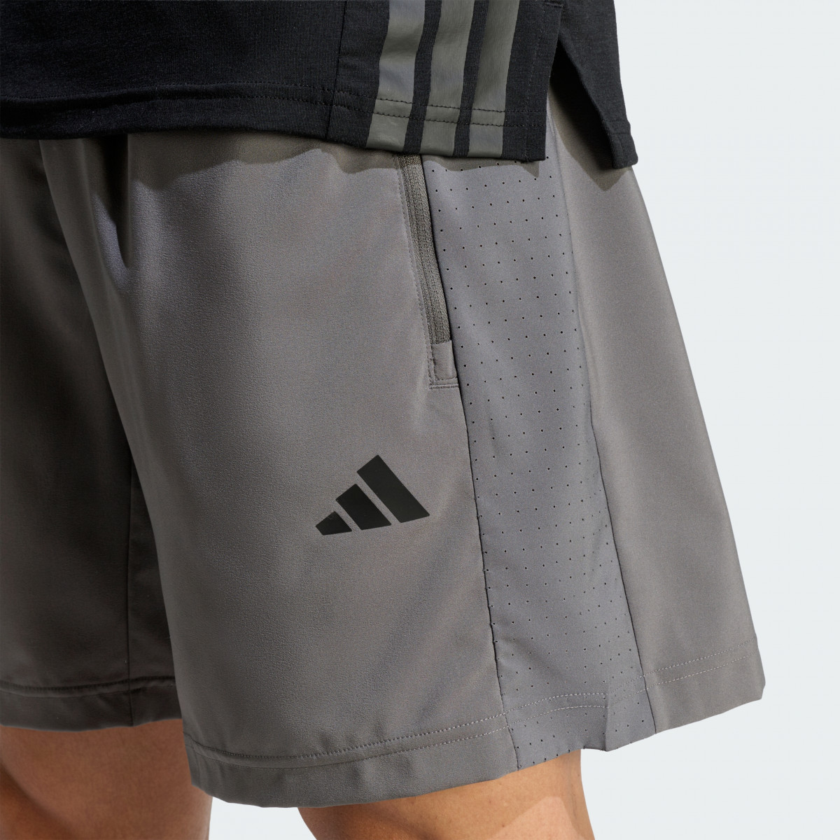 Шорти WE BAS WV SHO KD2949 Adidas 2XL7 Сірий KD2949