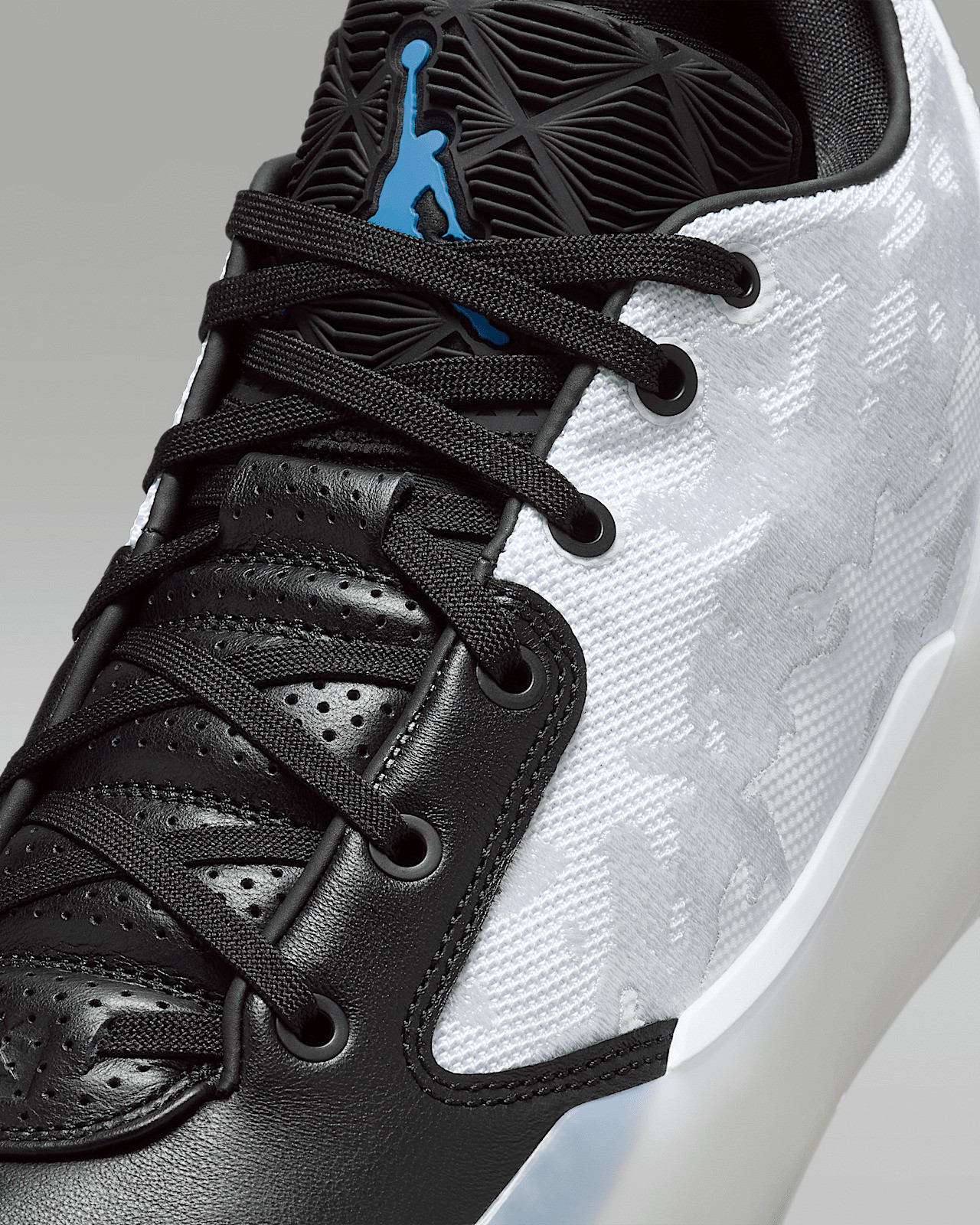 Кросівки FQ0213-100 Jordan FQ0213-100