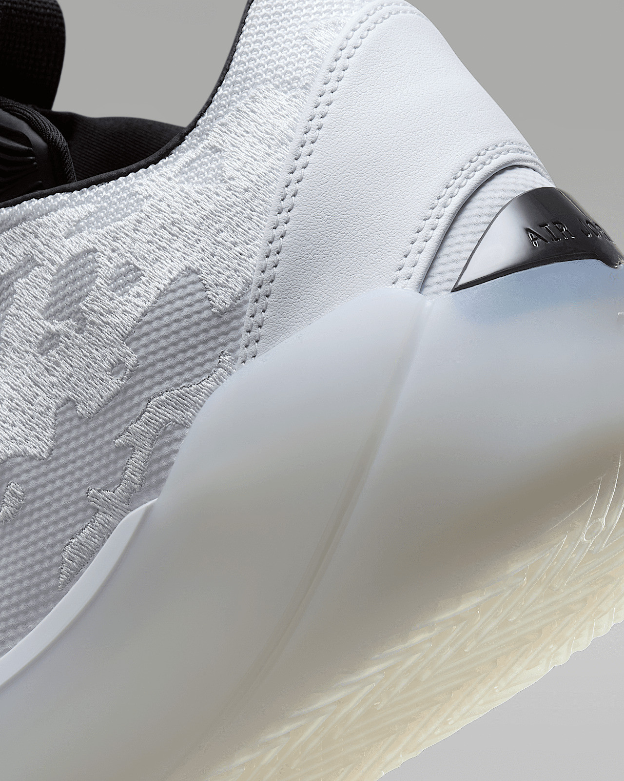 Кросівки FQ0213-100 Jordan FQ0213-100