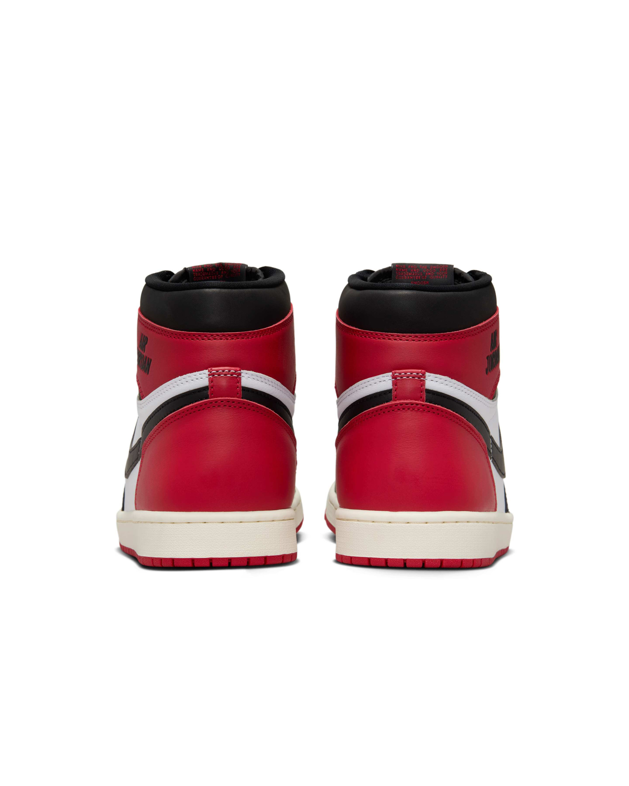 Кросівки Nike AIR JORDAN 1 RETRO HIGH OG DZ5485-106