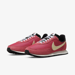 Кросівки Nike Waffle Trainer 2 SD "Gym Red / Mettalic gold " DC8865-600