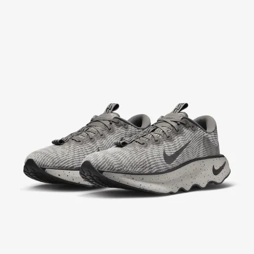 Кросівки Nike Motiva DV1237-002