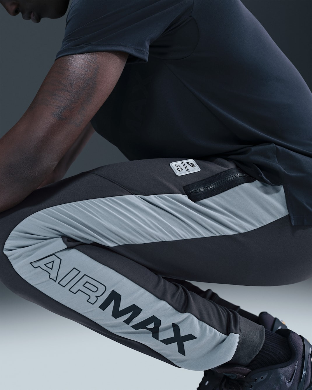 Штани Nike Sportswear Air Max Men's Poly-Knit Joggers (IF0397-060) IF0397-060