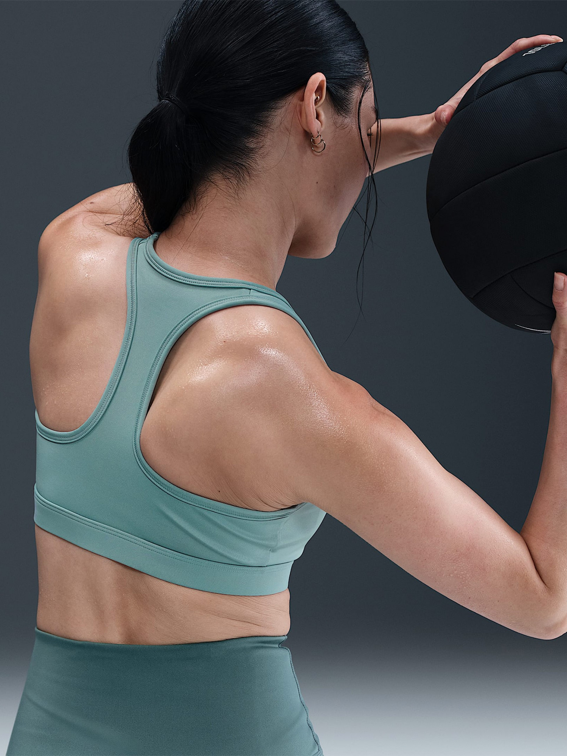 Топ жіночий Nike Swoosh Light Sports Green DX6817-017