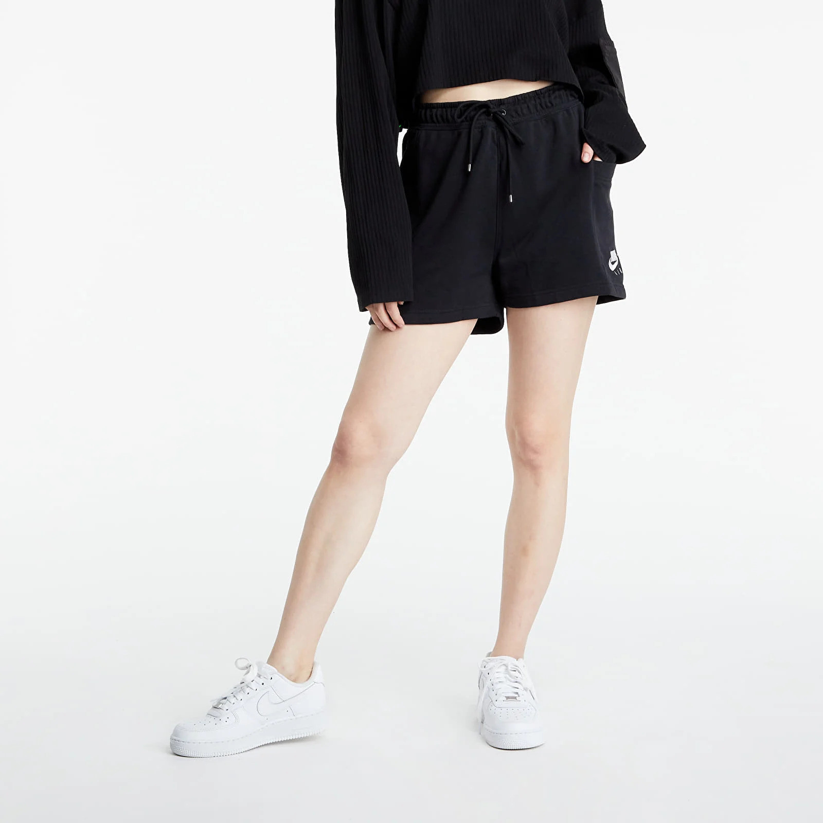 Шорти Nike W NSW AIR SHORT FLC HR DC5298-010