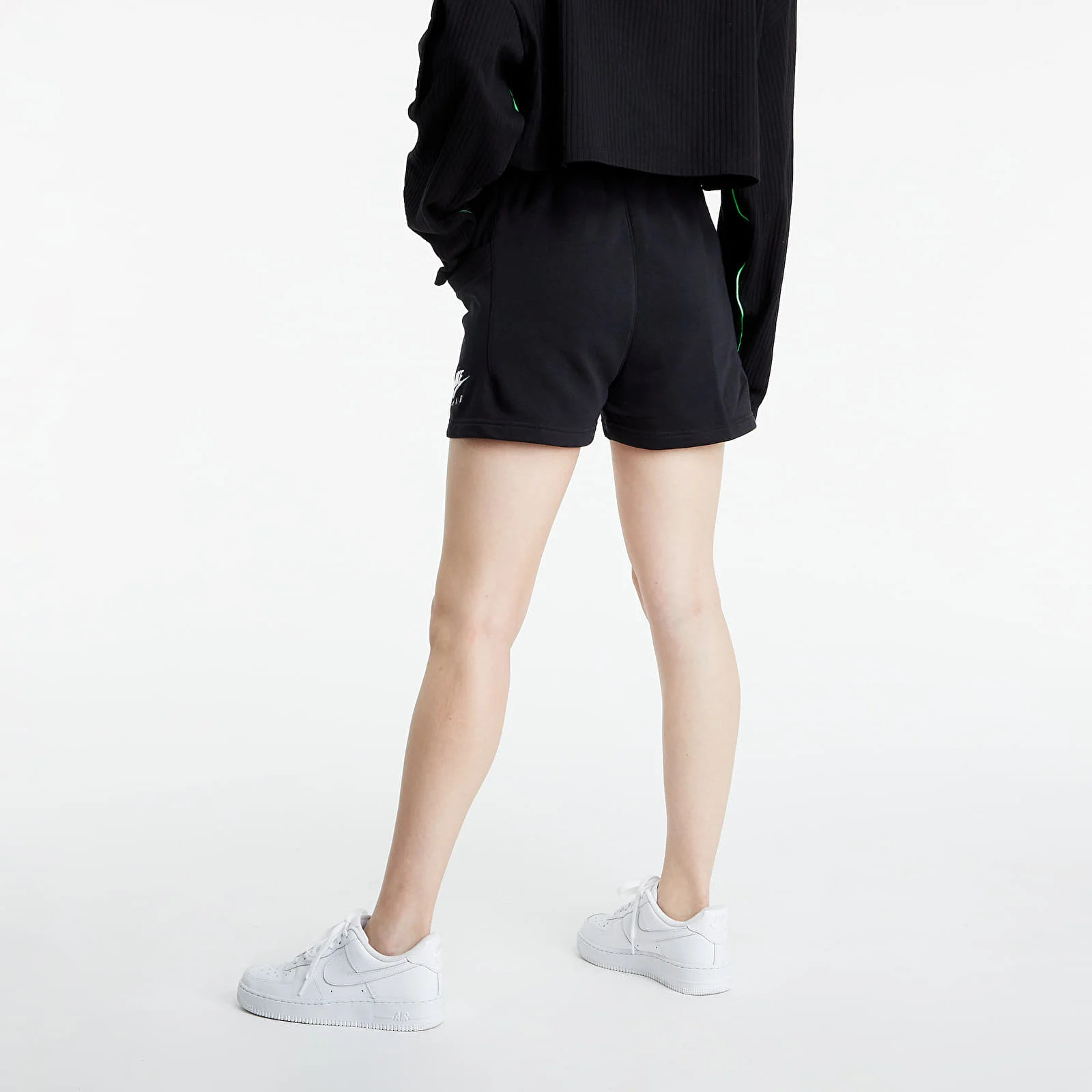 Шорти Nike W NSW AIR SHORT FLC HR DC5298-010