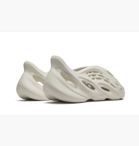 Тапочки Adidas Yeezy Foam Runner Beige G55486 40.5 G55486