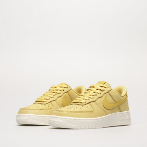 Кросівки Nike Sportswear Air Force 1 07 Prm Yellow DR9503-700