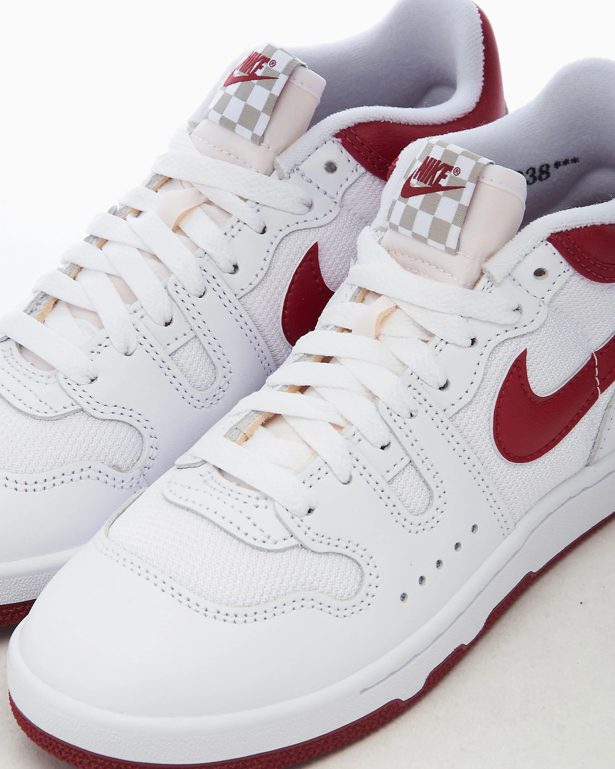 Кросівки Nike Mac Attack Qs Sp FB8938-100