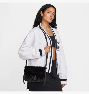 Сумка Nike NSW FTRA 365 FUR CRSBY FZ1326-010