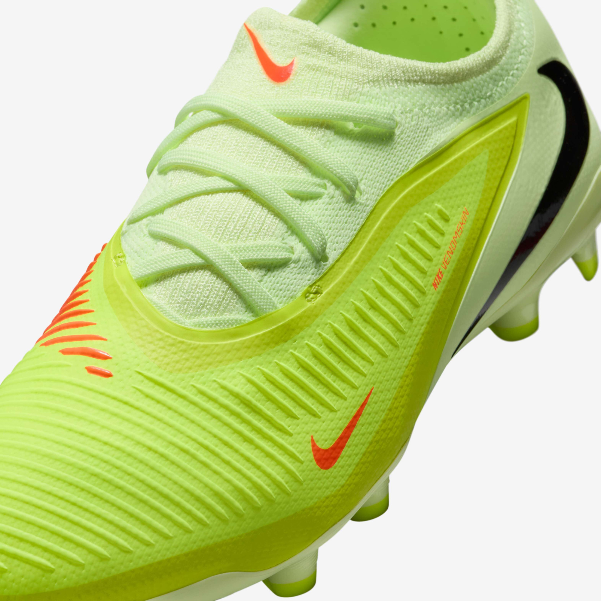 Бутси Nike JR PHANTOM 6 LOW PRO FG/MG HM9204-800