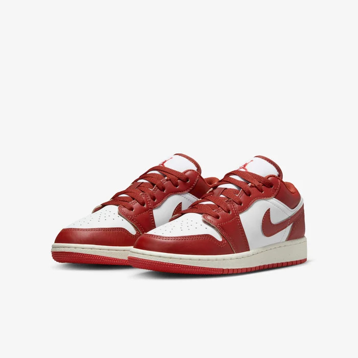 Кросівки Air Jordan 1 Low Se (GS) FJ3465-160