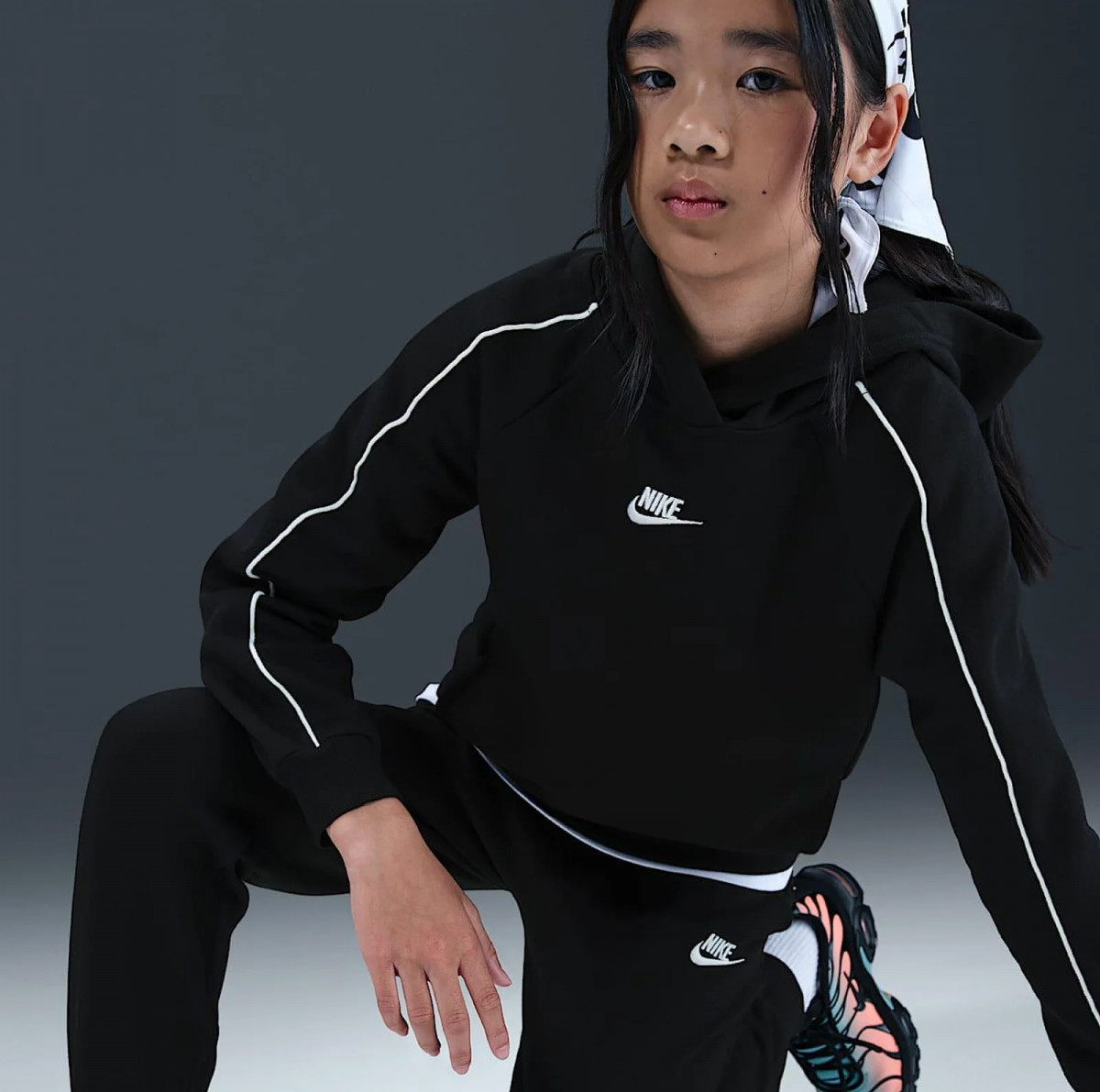 Костюм спортивний підлітковий K NSW CLUB FLC HDY TRACKSUIT HQ9318-010 Nike L Чорний HQ9318-010