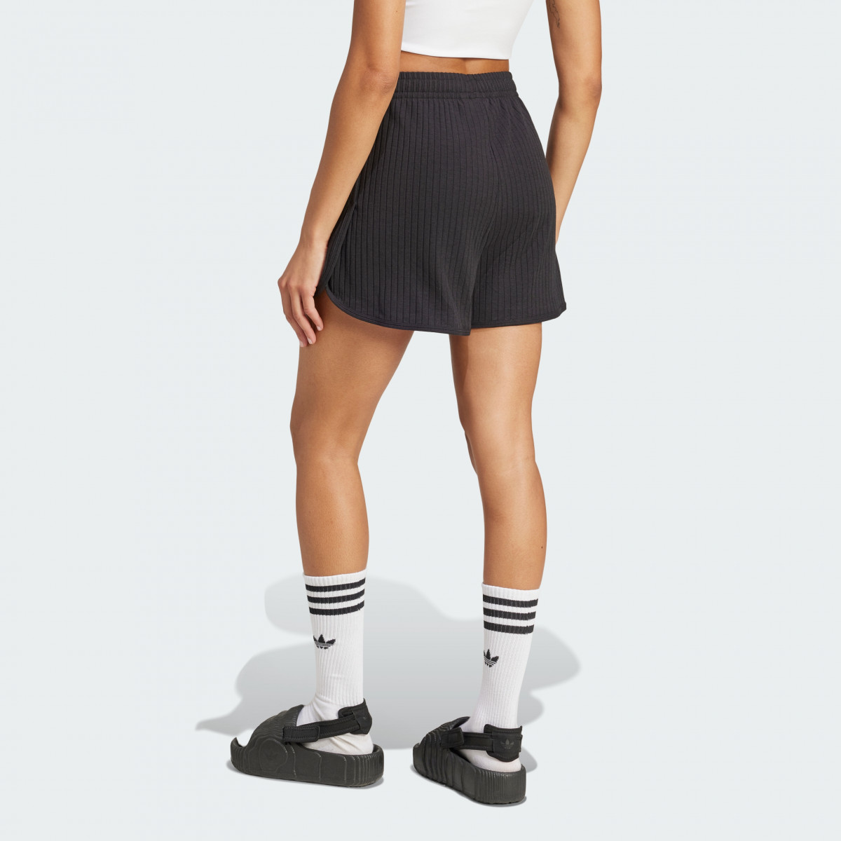 Шорти ESS WR S SSHORT JD1488 Adidas L Чорний JD1488