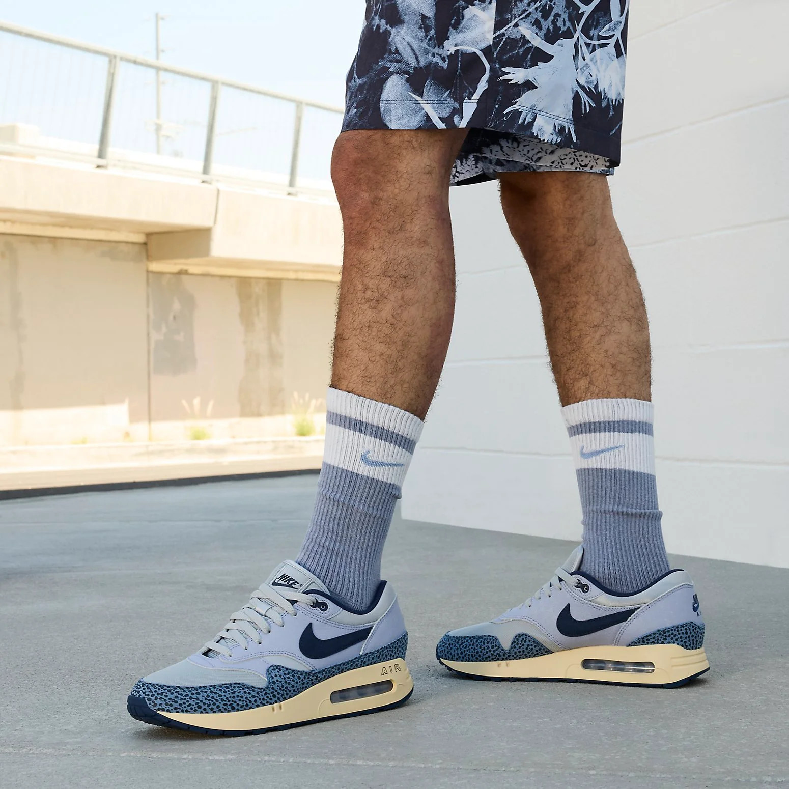 Кросівки чоловічі Nike Air Max 1 `86 Prm Light Blue/Grey DV7525-001