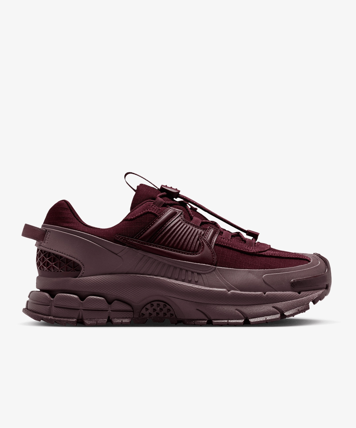 Кросівки Nike W ZOOM VOMERO ROAM HQ2181-500