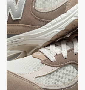 Кросівки NEW BALANCE 2002R GC2002ZS