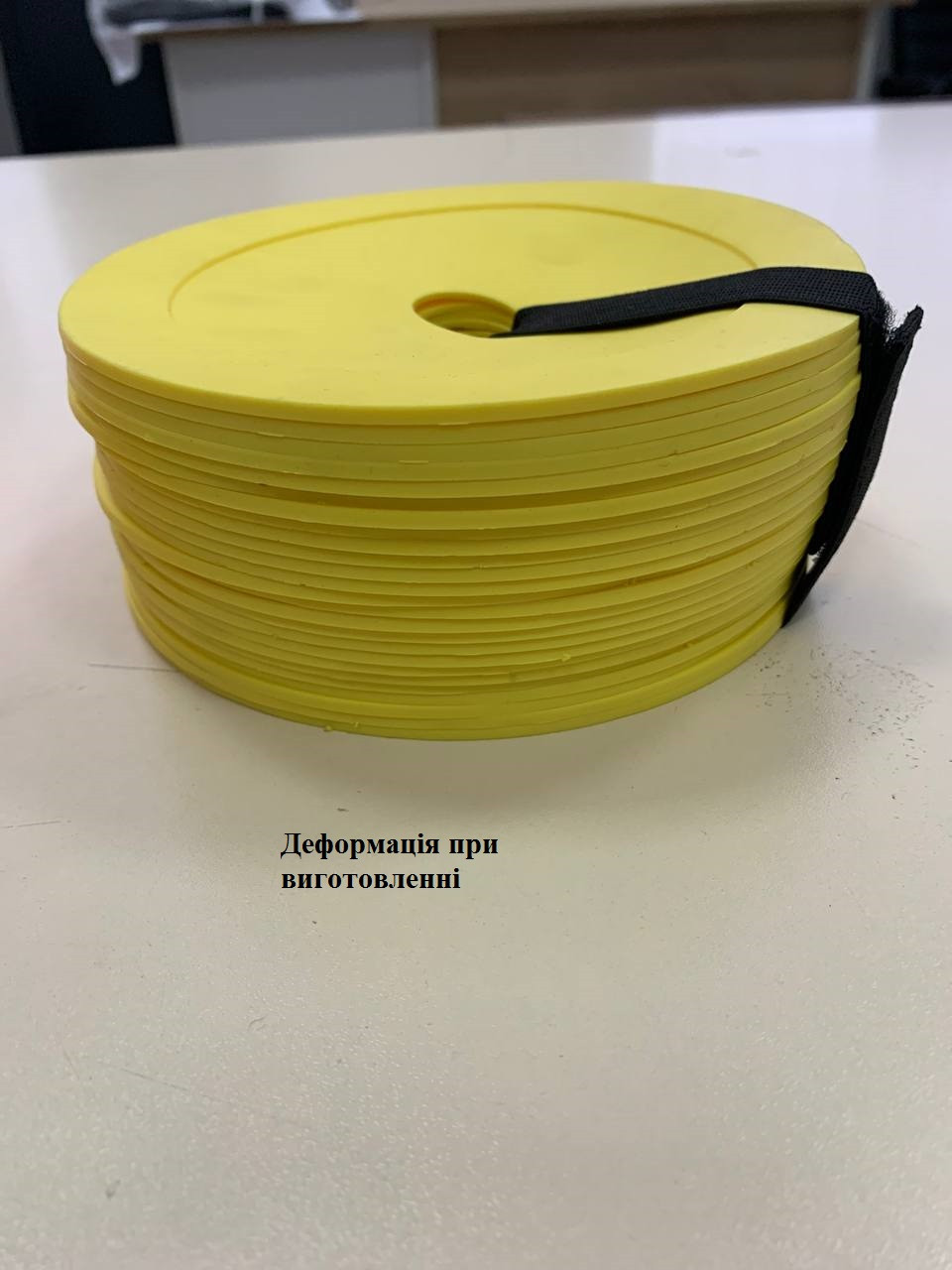 Набір плоских кіл-маркерів для розмітки (25шт.) жовті + тримач ФІШКИ НАБІР ЖОВТІ-R