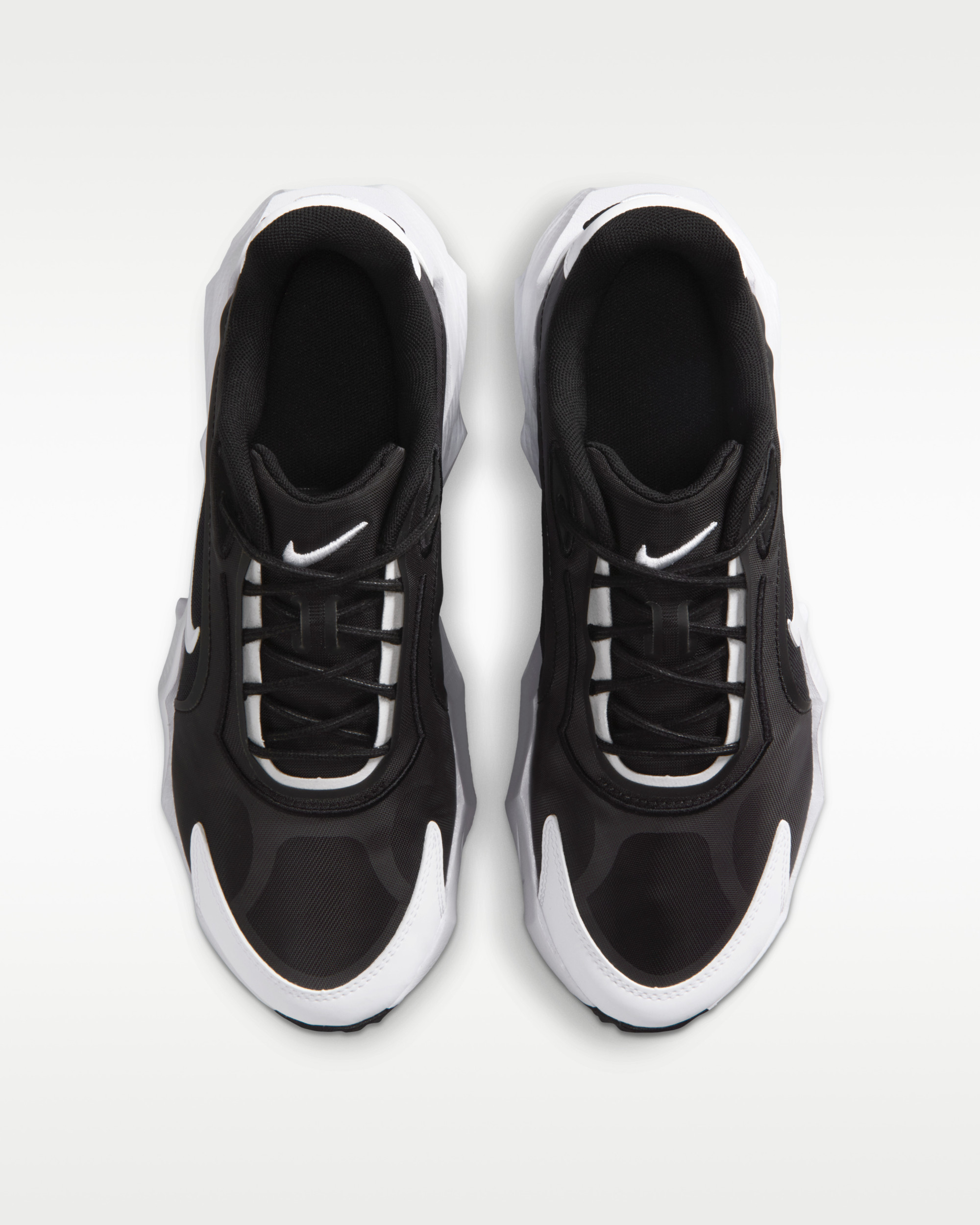 Кросівки Nike WMNS AURA EDGE HQ7025-002