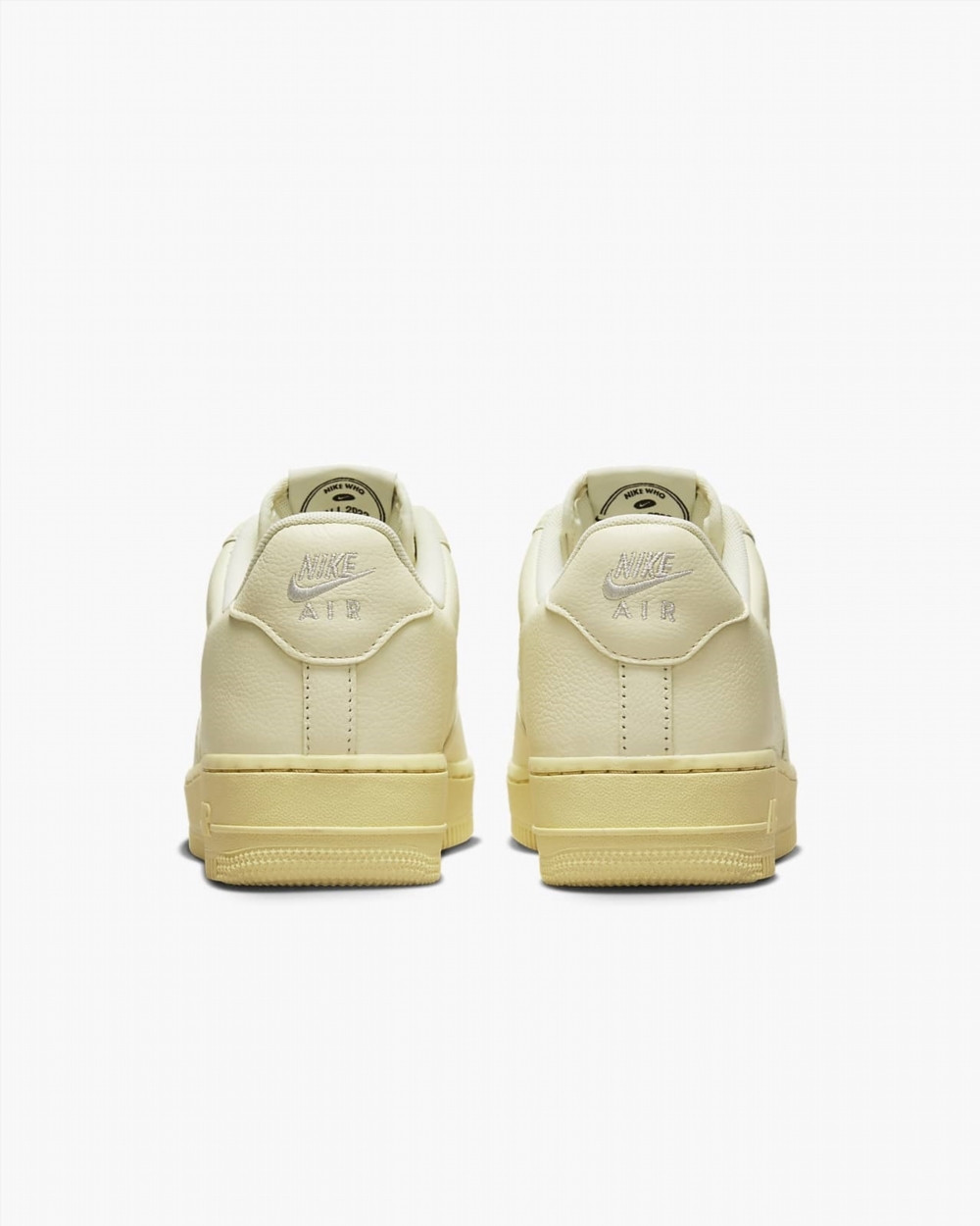 Кросівки Nike Air Force 1 07 Lx DO9456-100