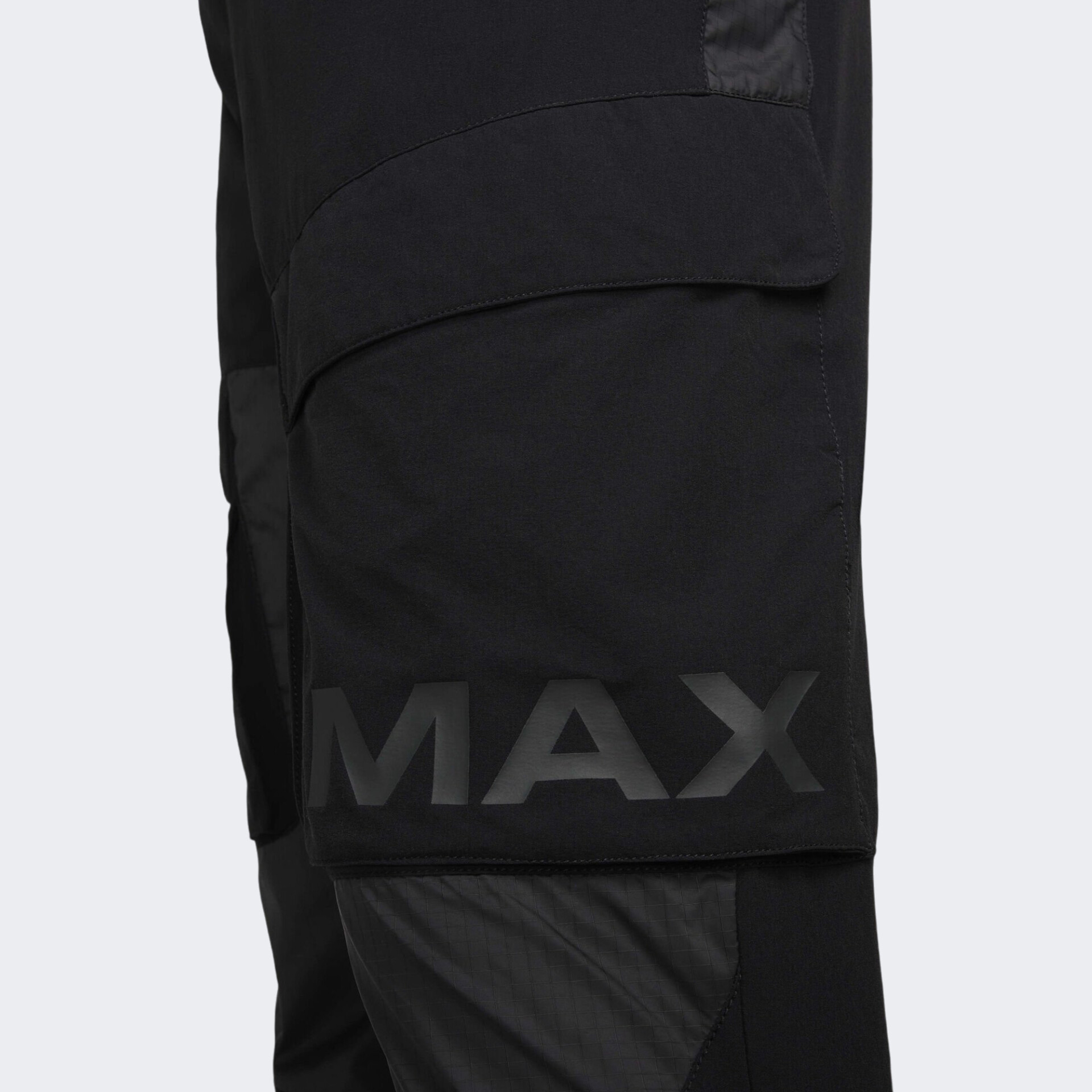 Штани Nike Air Max Woven Pants Black HF6601-010