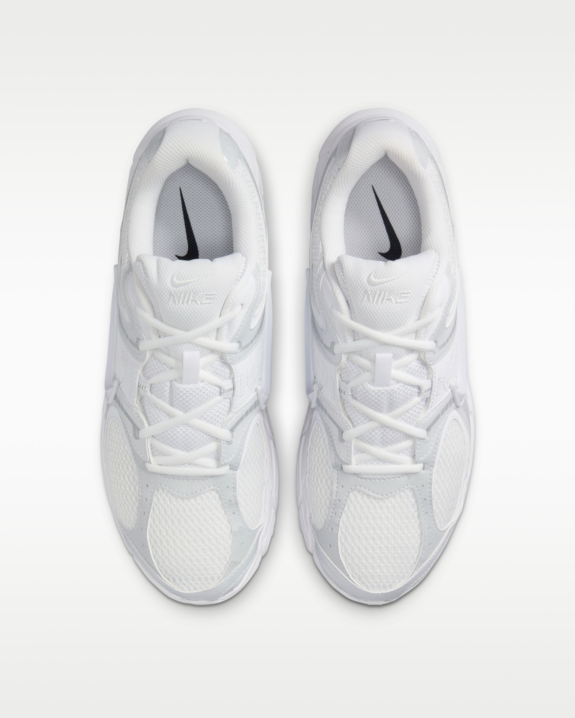 Кросівки Nike V5 RNR HJ5228-101
