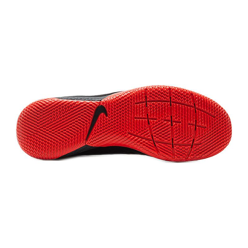 Бутси Nike REACT LEGEND 8 PRO IC AT6134-060