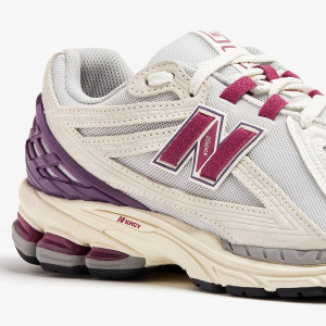 Кросівки Чоловічі NEW BALANCE 1906 BEIGE/WHITE M1906REF