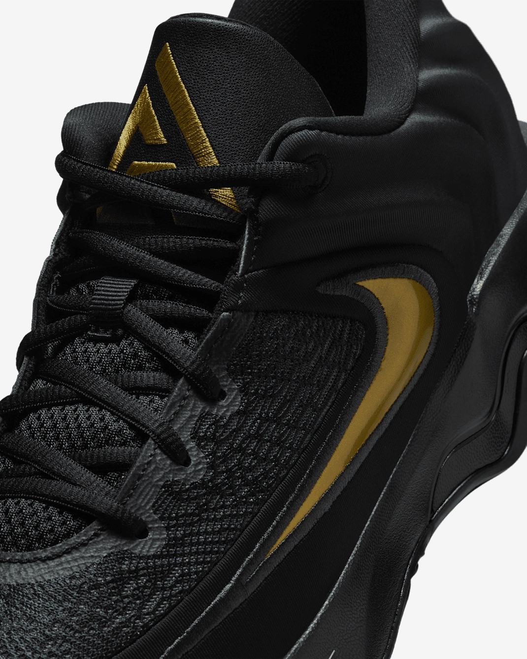 Кросівки Nike Giannis Immortality 4 FQ3680-010