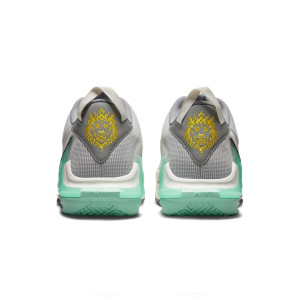 Кросівки Nike LeBron Witness 8 DM1123-006