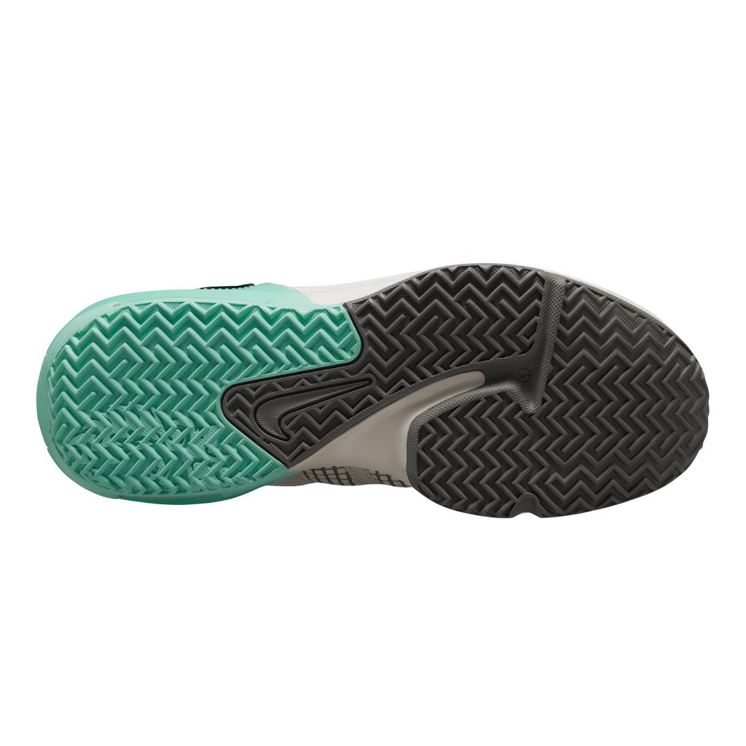 Кросівки Nike LeBron Witness 8 DM1123-006
