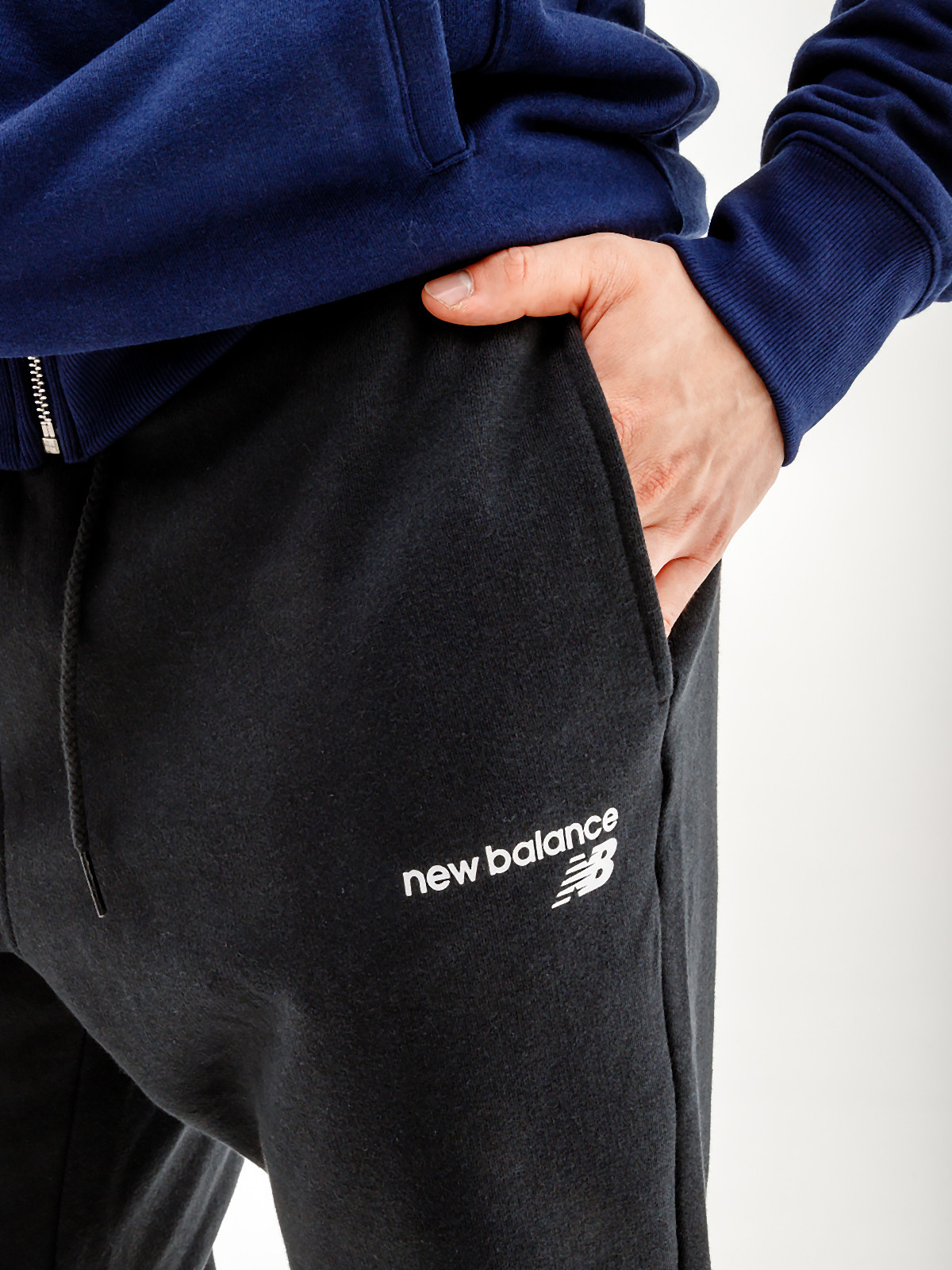 Штани New Balance NB Classic CF MP03904BK