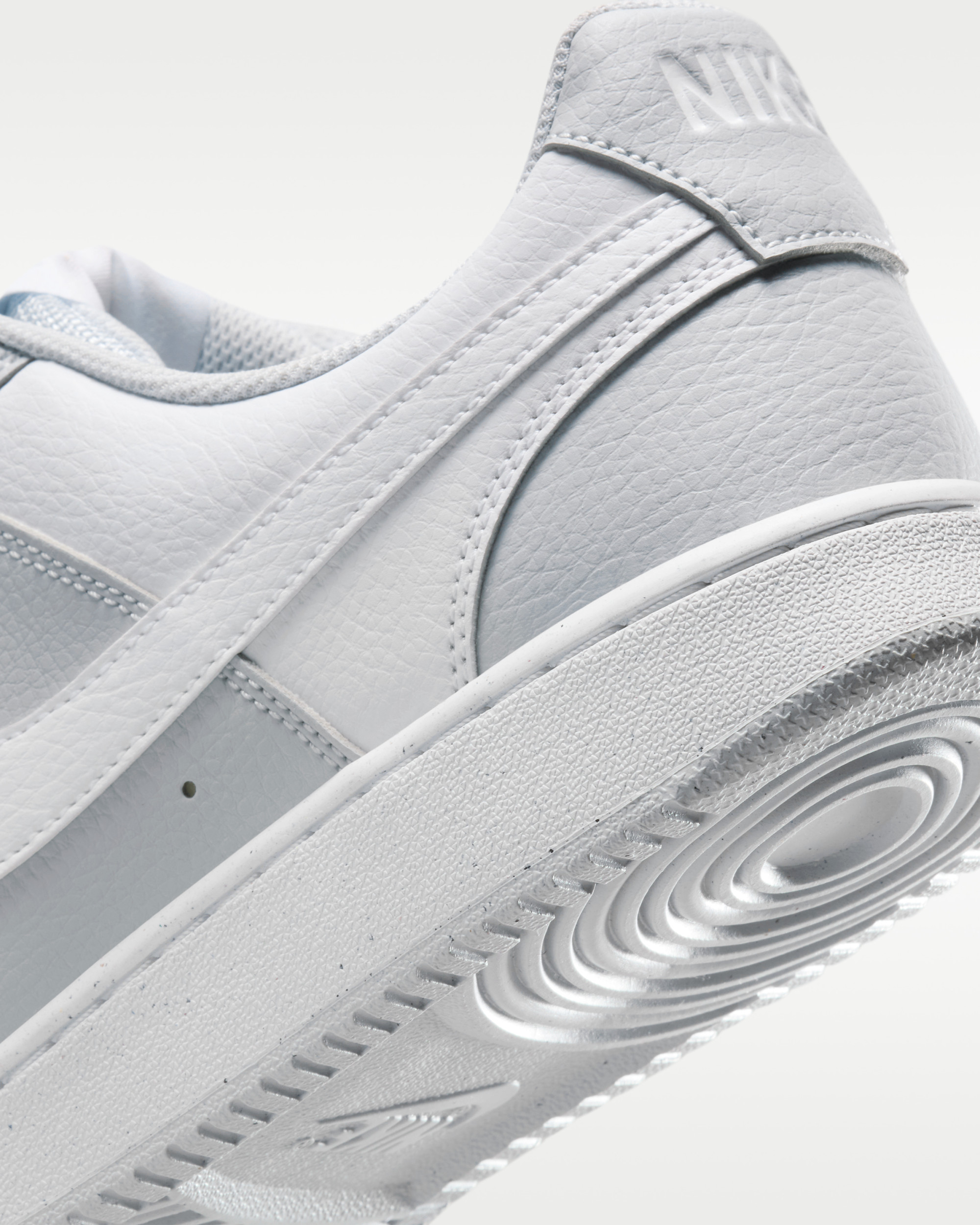 Кросівки Nike COURT VISION LO HM9862-002