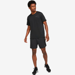 Футболка Nike Pro Dri-FIT CZ1181-011