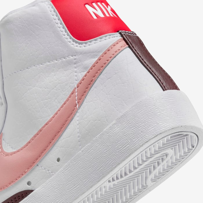 Кросівки NIKE BLAZER MID 77 NEXT NATURE SHOES WHITE DQ4124-105