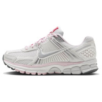 Кросівки Nike W ZOOM VOMERO 5 FN3695-001