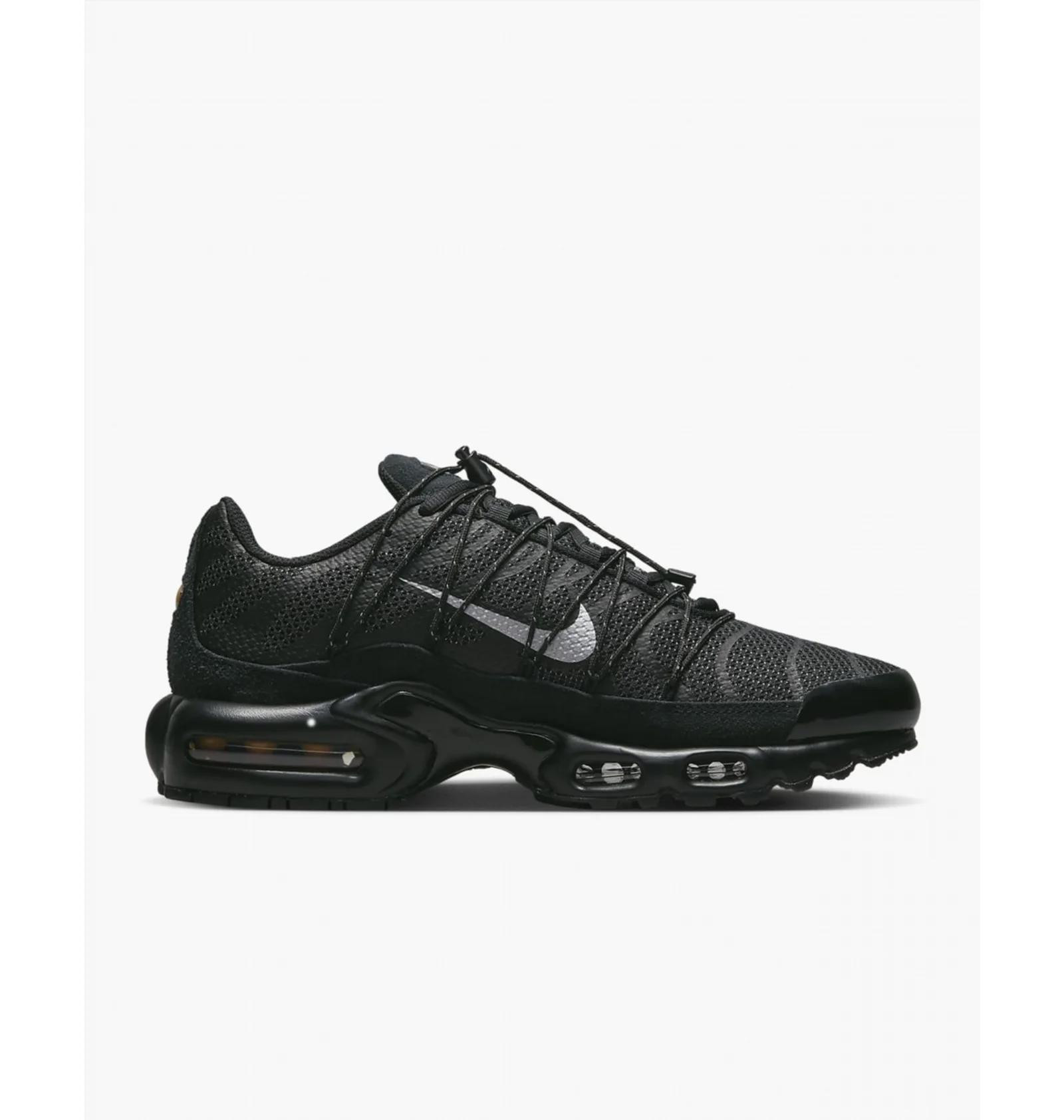 Кросівки Nike AIR MAX PLUS UTILITY FD0670-001
