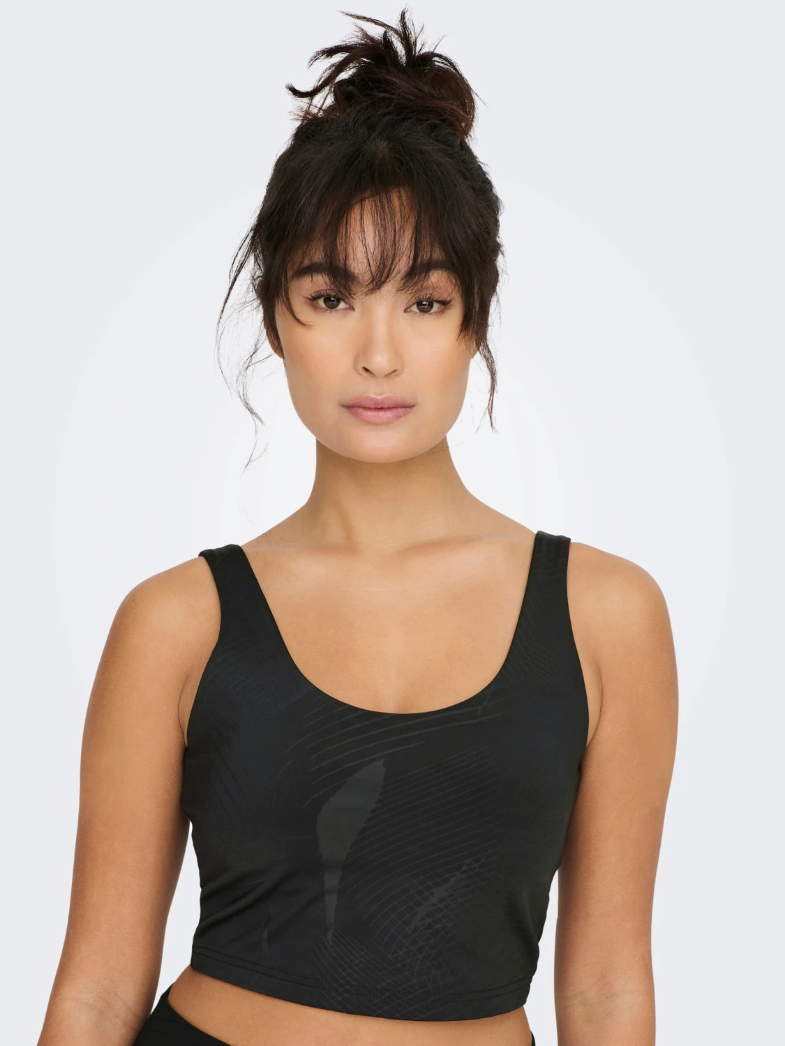 Топ ONPCATE AOP CROP TRAIN BRA TOP 15280805-Black-AOP:w. Heat print ONLY Play XS Чорний 15280805-BLACK-AOP:W. HEA