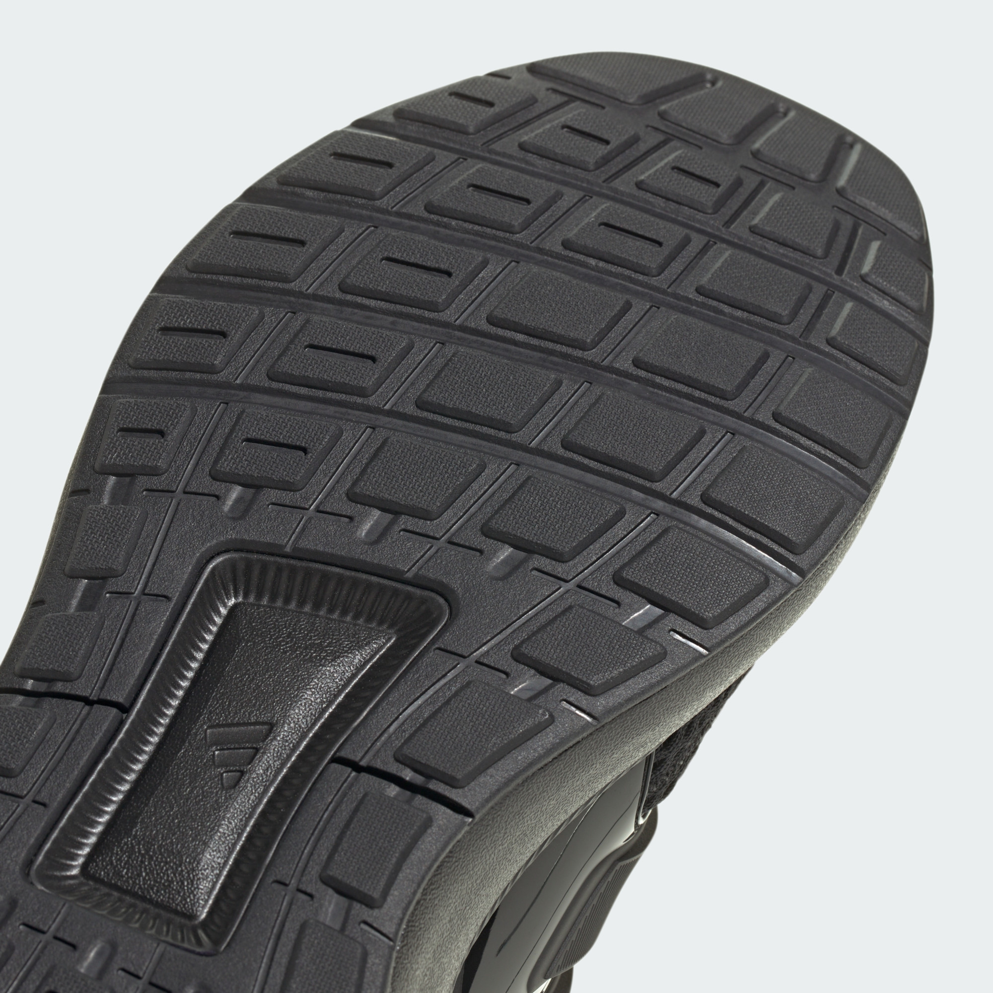 Кросівки Adidas ULTIMASHOW 2.0 CBLACK/CARBON/CBLACK IE8898