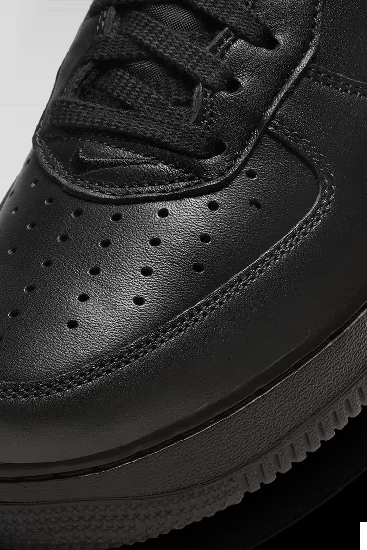 Кросівки чоловічі Nike Air Force 1 Black FN5924-001