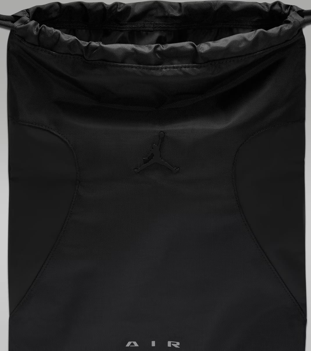Рюкзак Nike Jam Element Gym Pack 4L чорний Чол 45 x 35 x 2,5 см MA9197-023