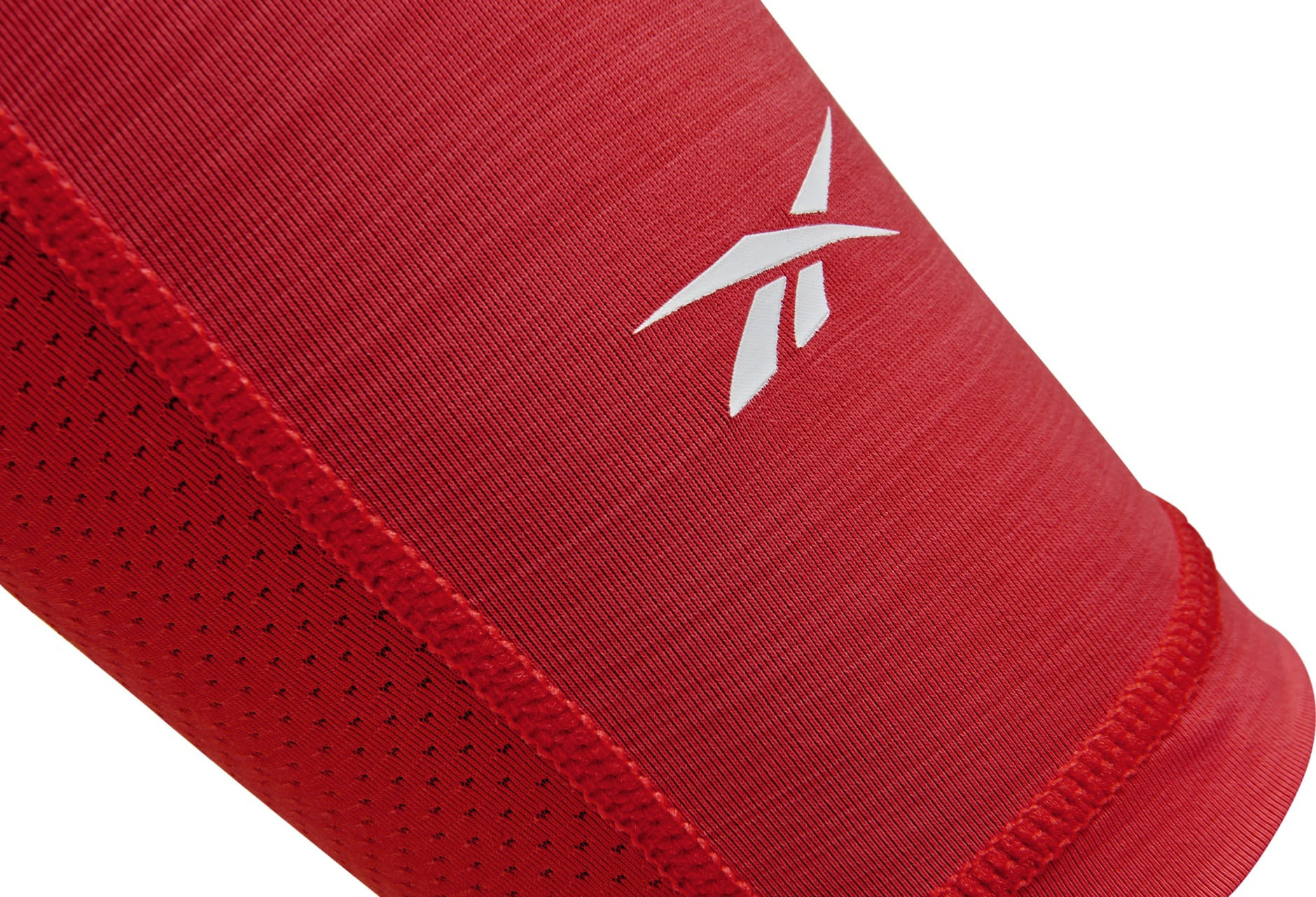 Нарукавники Reebok ACTIVCHILL Arm Sleeves червоний M (RASL-13024RD) RASL-13024RD